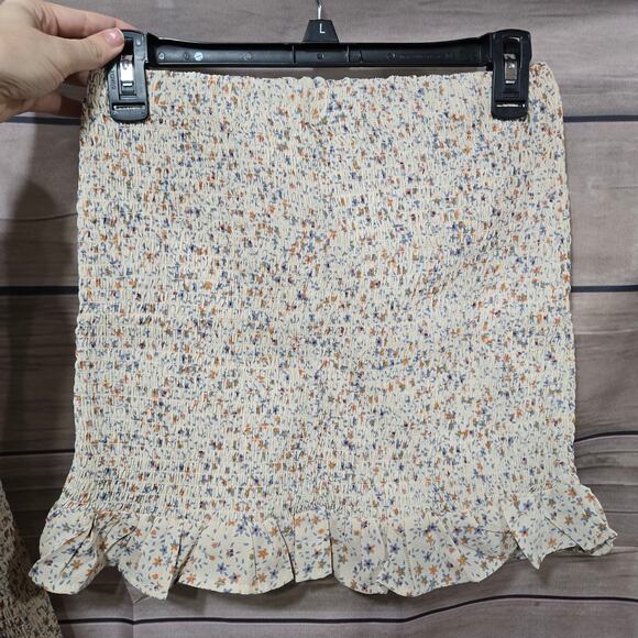 Love Tree Tan Beige Floral Cottagecore Smocked Crop Top Skirt Set Size Medium - Picture 11 of 15